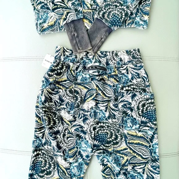 NWT! Free People Movement June Bug Sweatshirt + Jog Pants 2-piece SET in Size XS